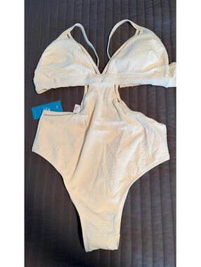 Cupshe off white monokini large nwt